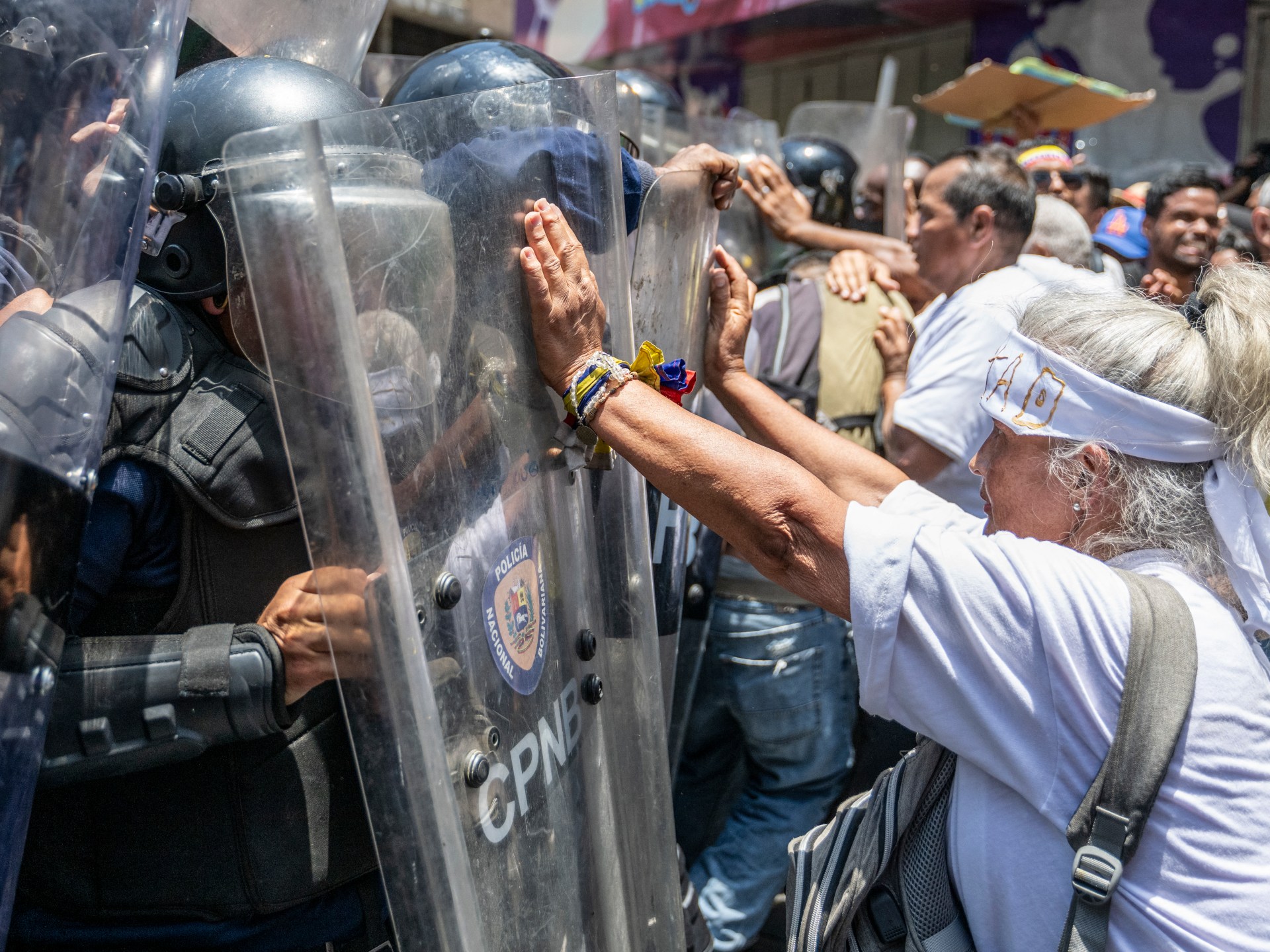 Venezuela Police Block Protests Demanding Higher Wages and Pensions ...