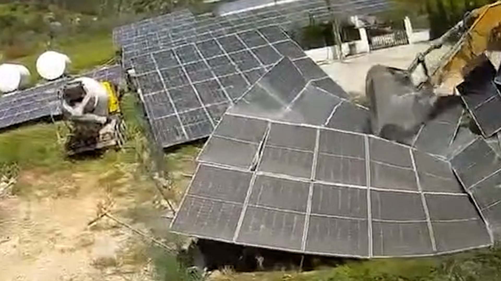 Israel Destroys Solar Panels in South Lebanon – MILLENNIUM NEWS 24/7